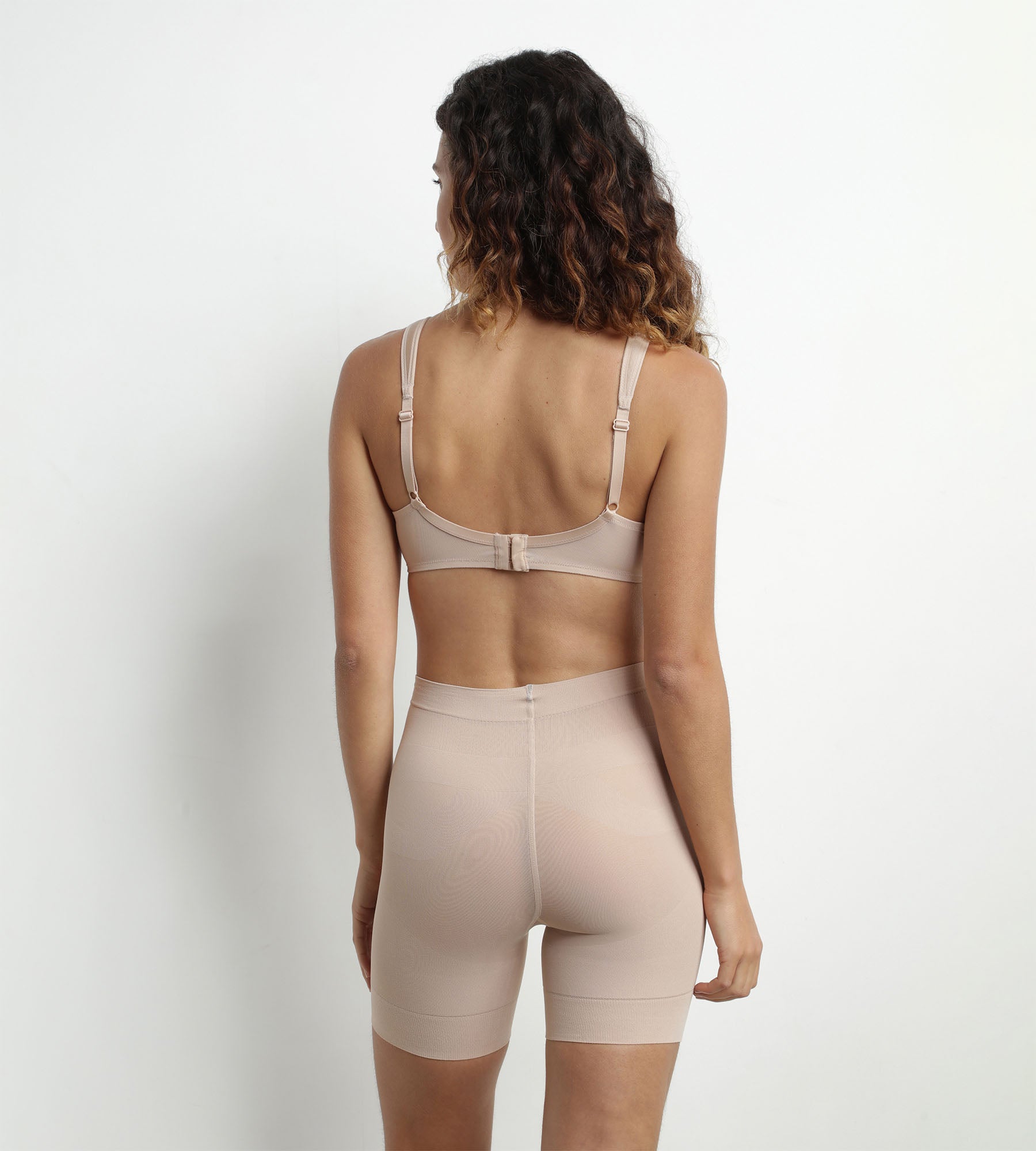 DIM Pantaloncini lunghi Action Slim donna New Skin