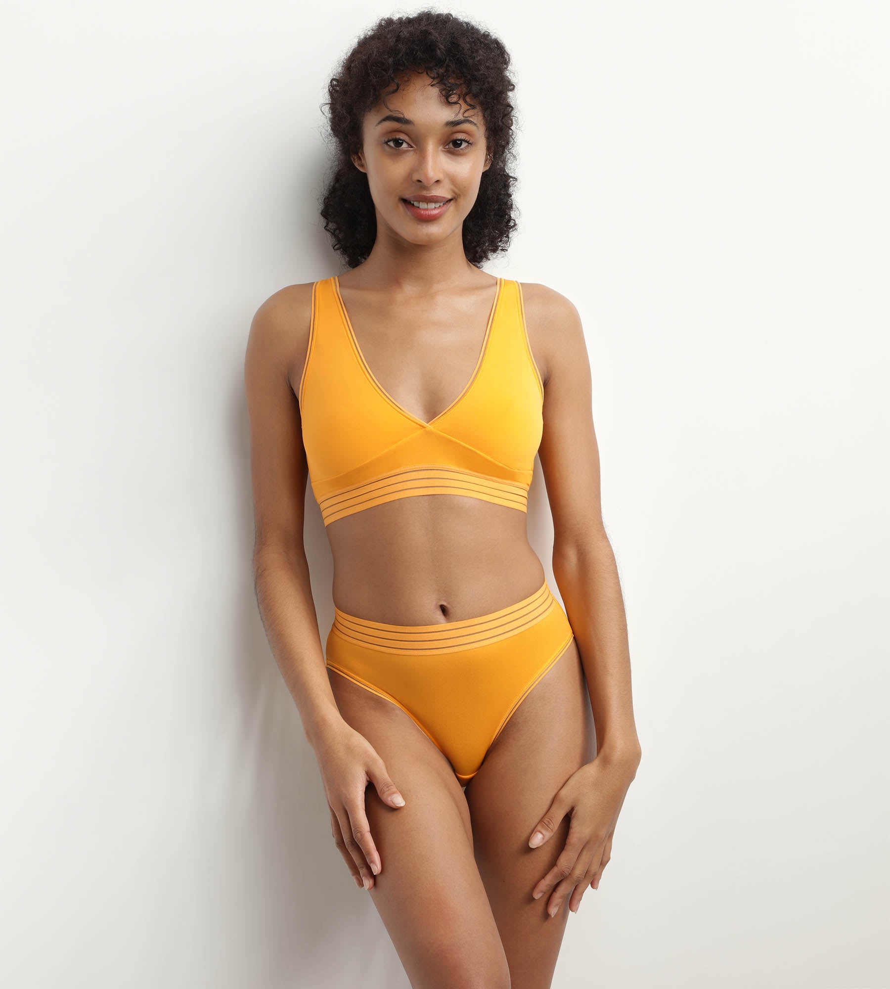 DIM Reggiseno a triangolo senza ferretto in microfibra gialla Oh My Dim's