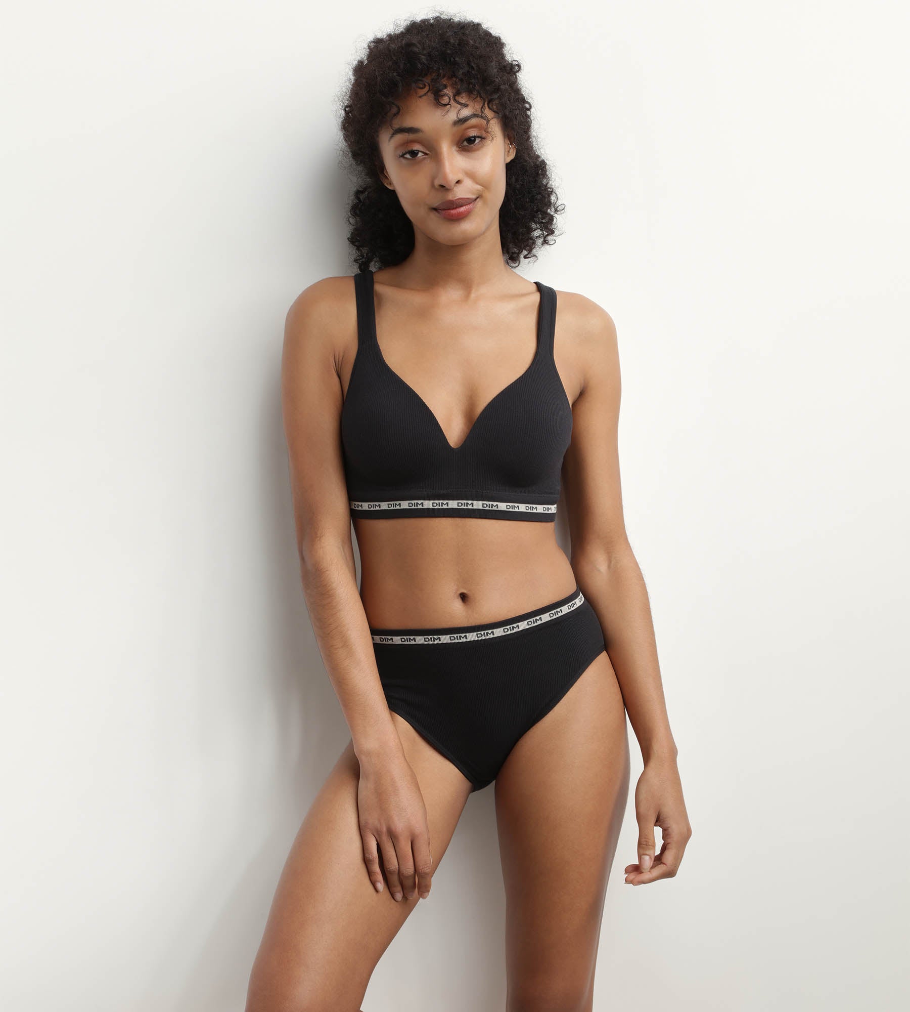 DIM Slip donna in poliammide modale senza cuciture Nero Dim Icons Seamless