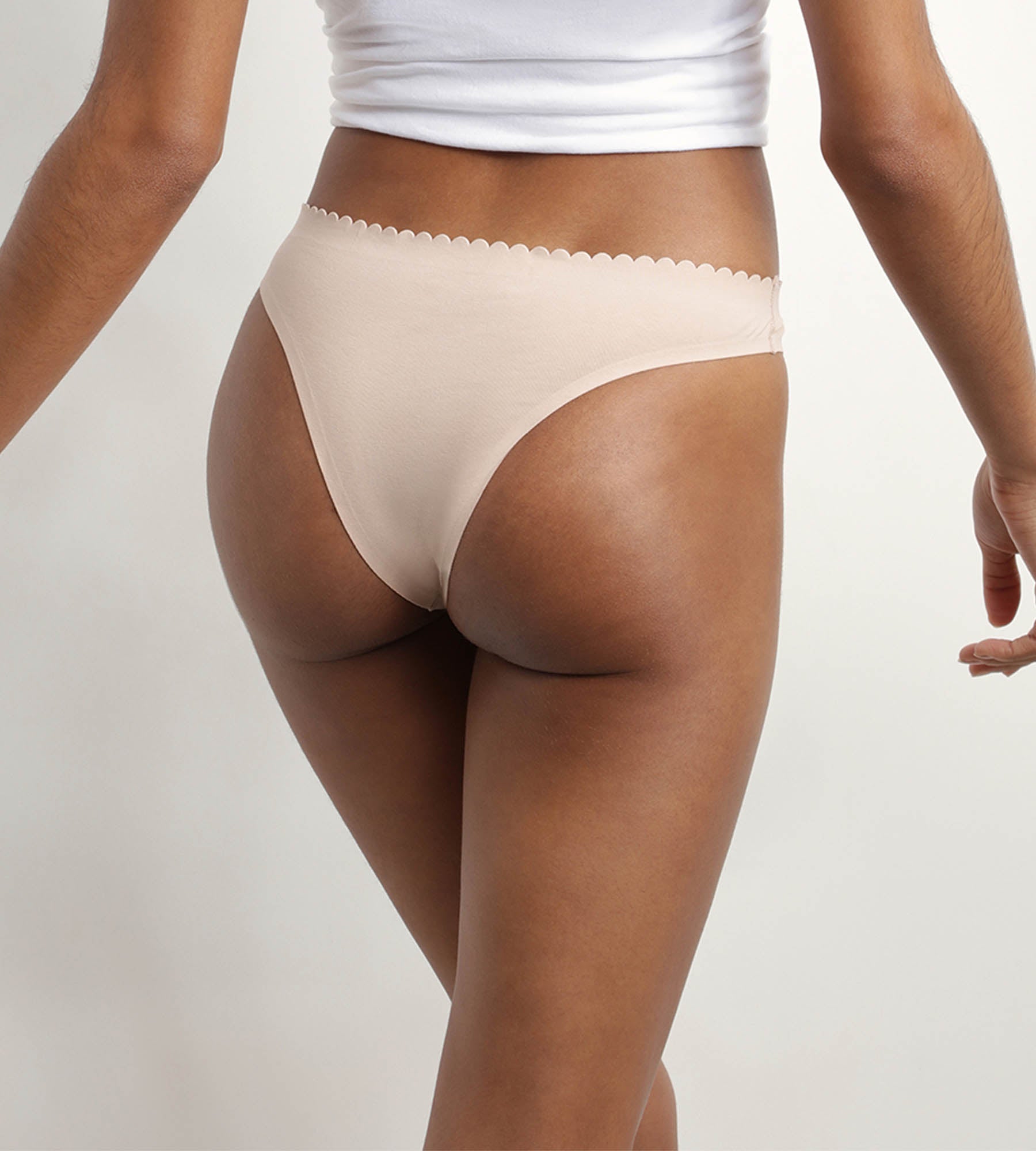 DIM Pacco da 2 tanga da donna Body Touch Easy color carne e nero