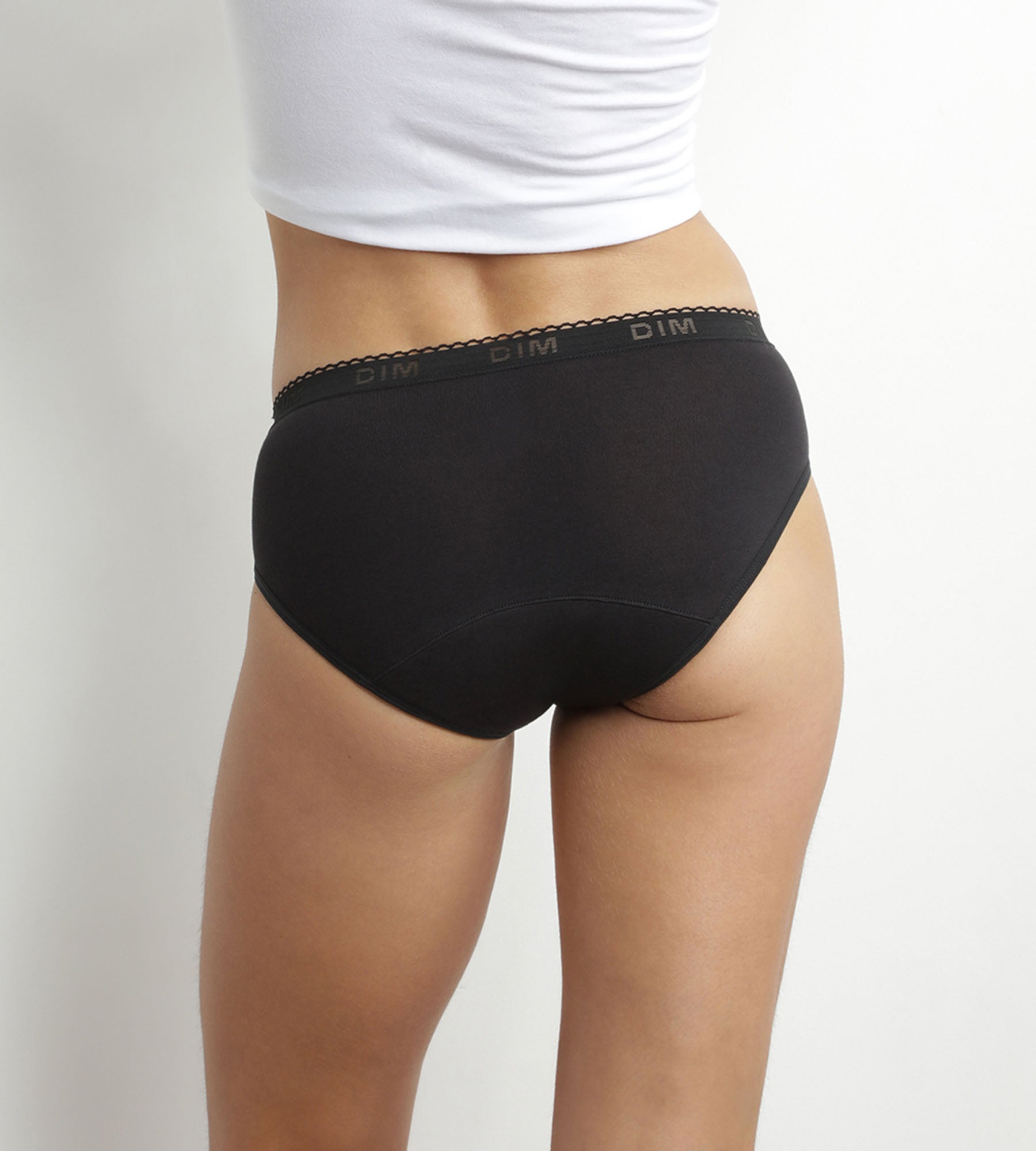 DIM Slip in cotone bio lavabile da ciclo Nero Flusso molto abbondante DIM Protect