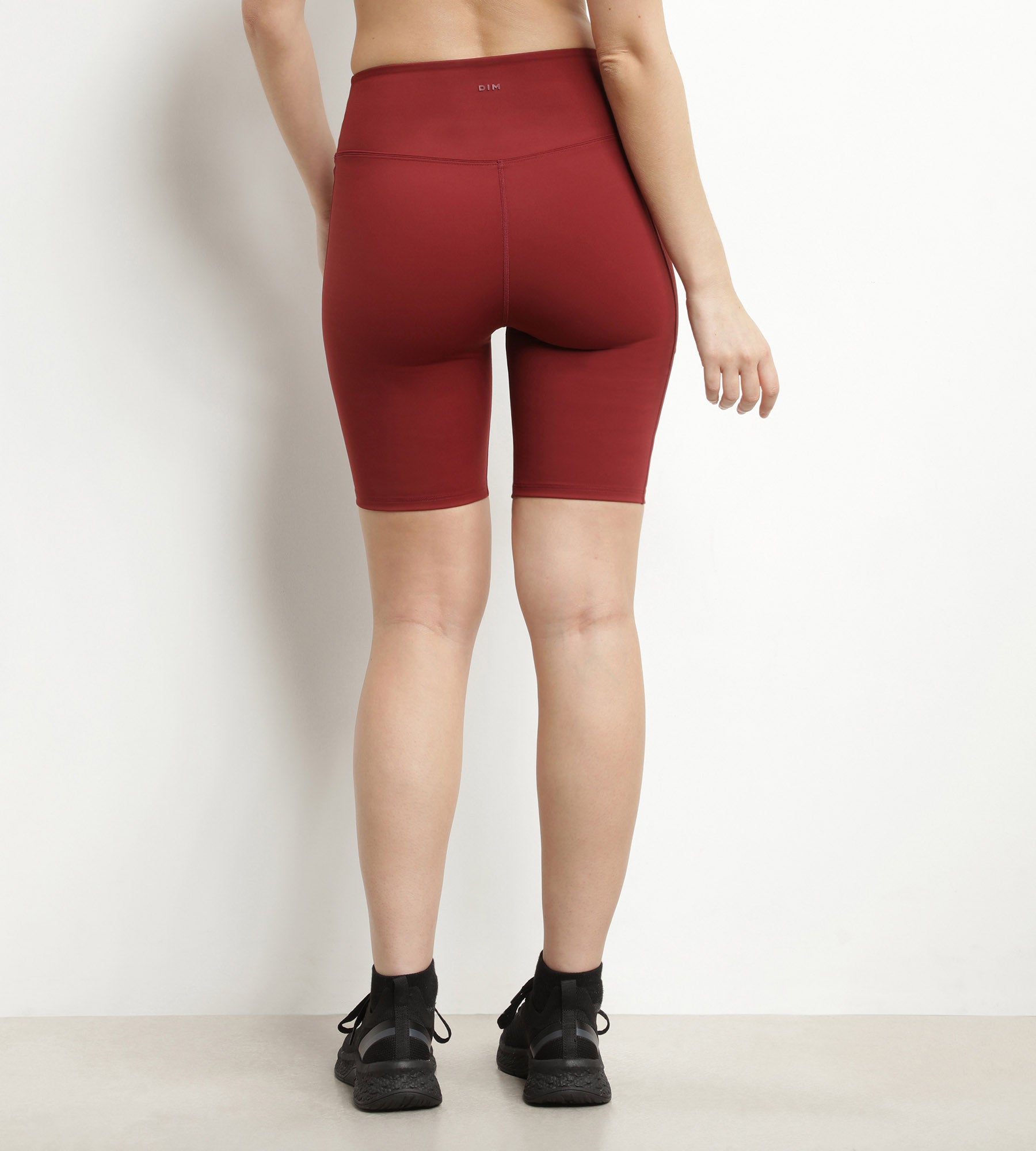 DIM Reggiseno sportivo donna in microfibra modellante Bordeaux DIM Move
