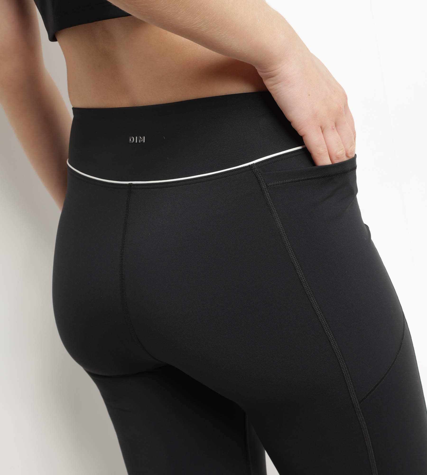 DIM Leggings sportivi corti da donna in microfibra nera DIM Move