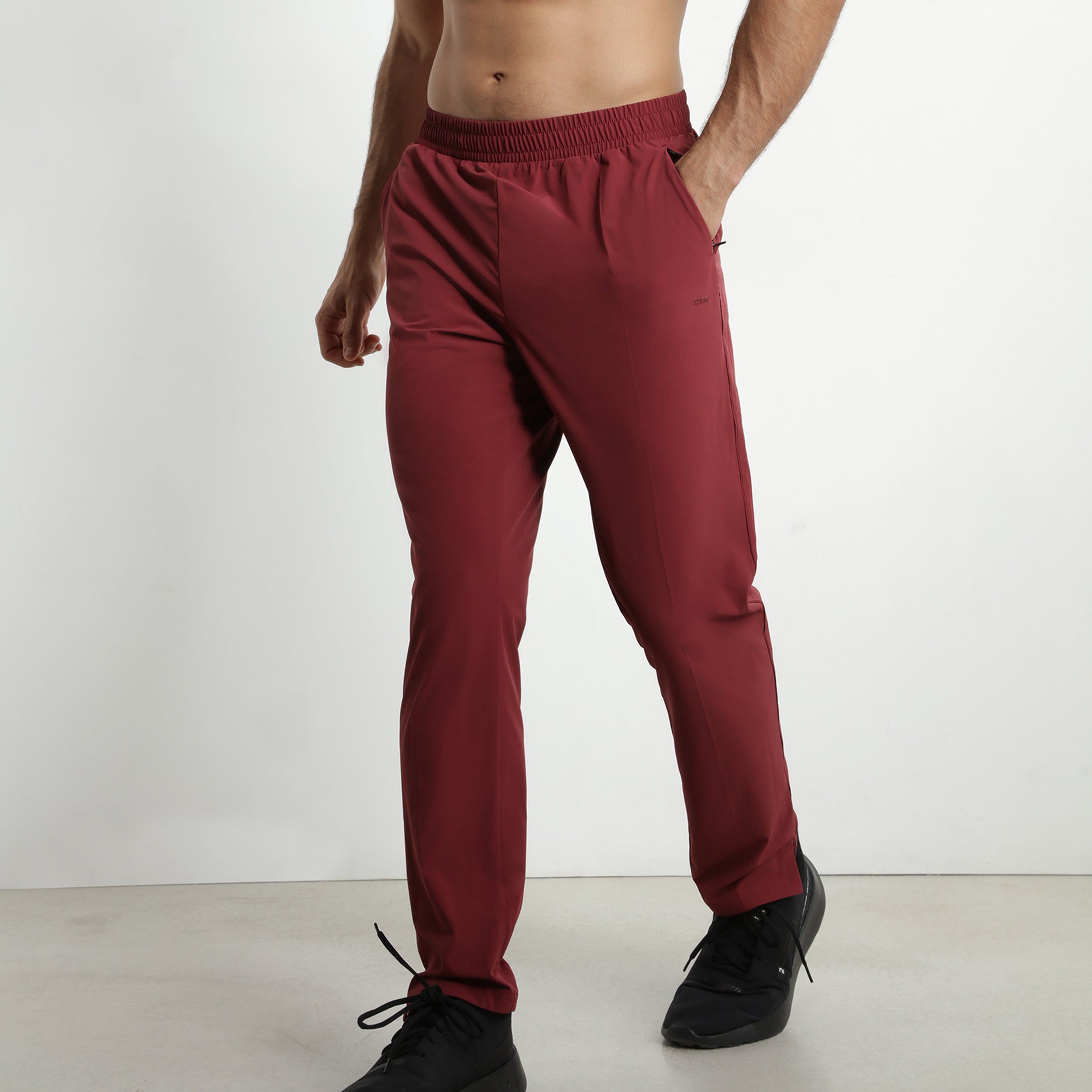 DIM Pantaloni chino uomo in jersey elasticizzato Bordeaux DIM Move