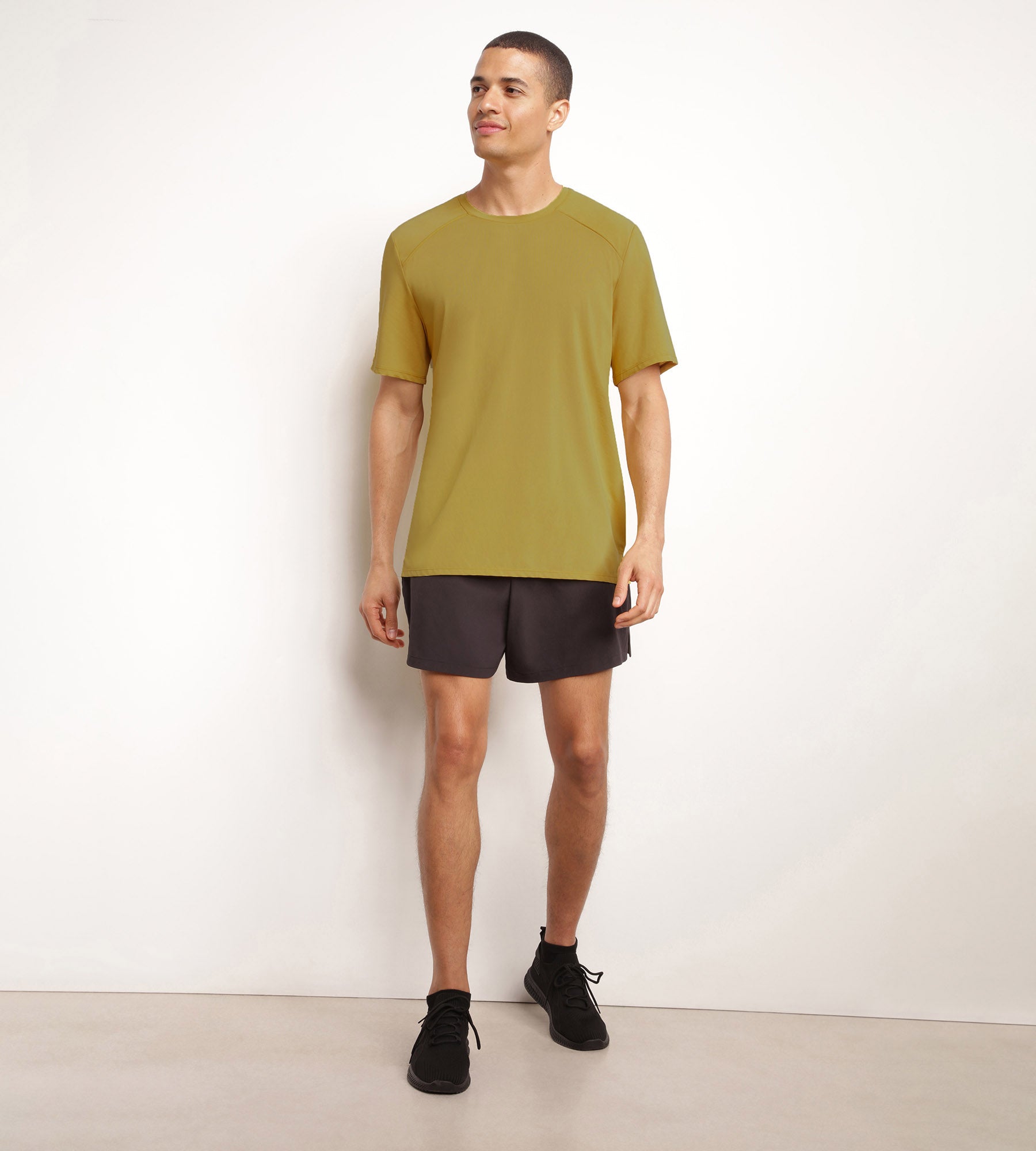 DIM T-shirt sportiva uomo in tessuto aerato Olive DIM Move
