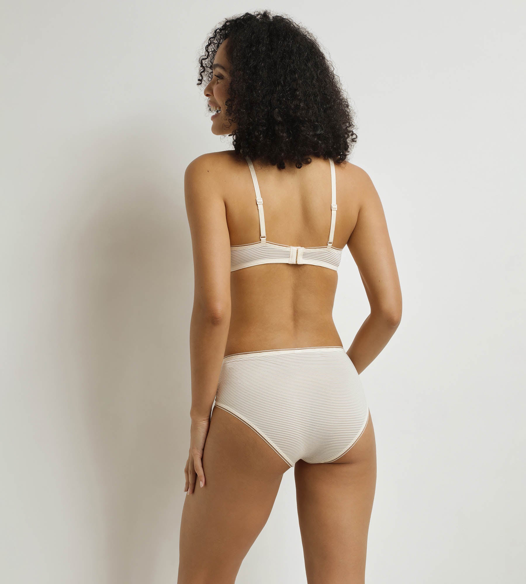 DIM Dim x Inès de La Fressange slip a vita alta beige a righe per Donna.