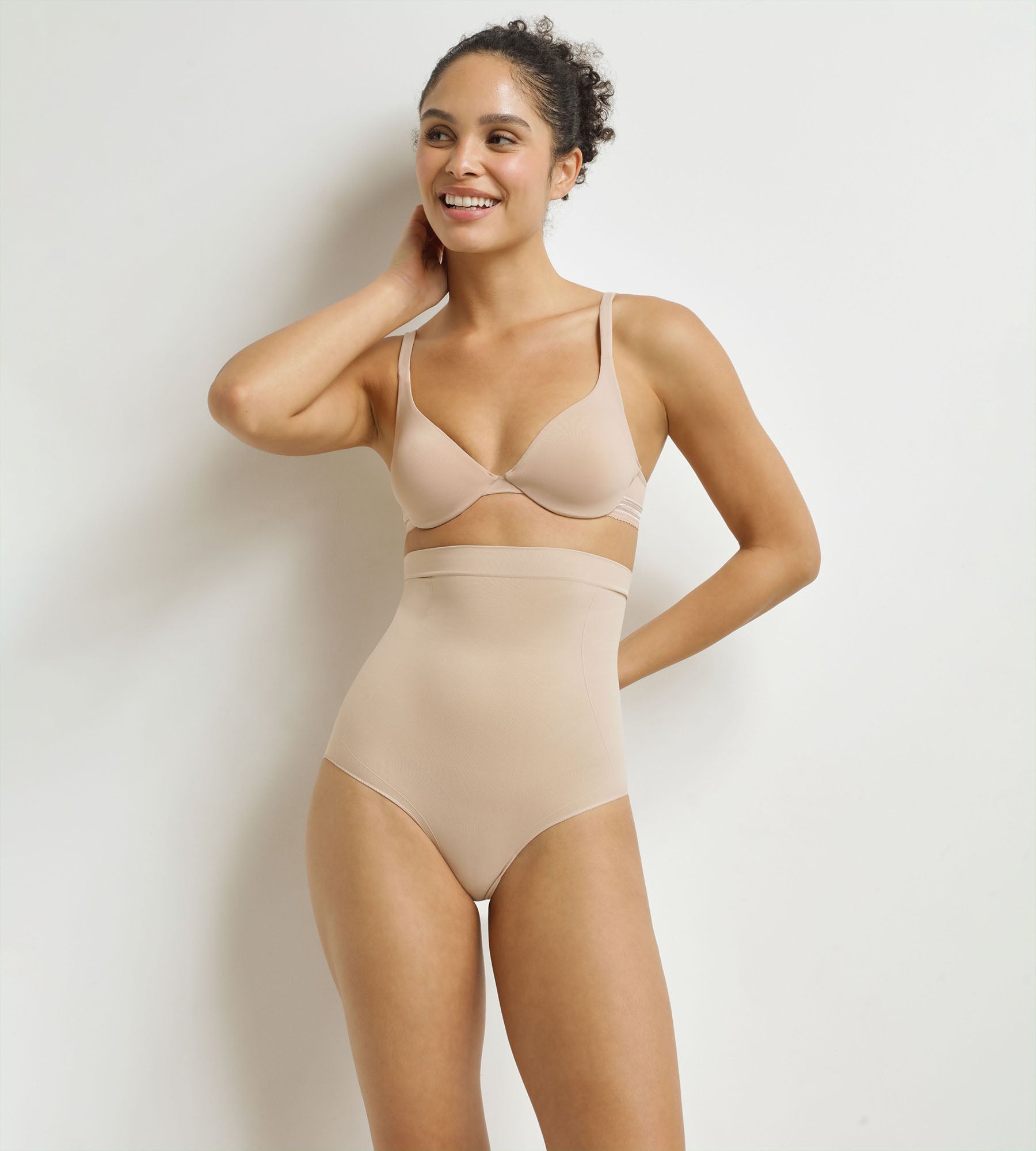 DIM Slip da donna a vita alta second skin Nude Dim Silhouette