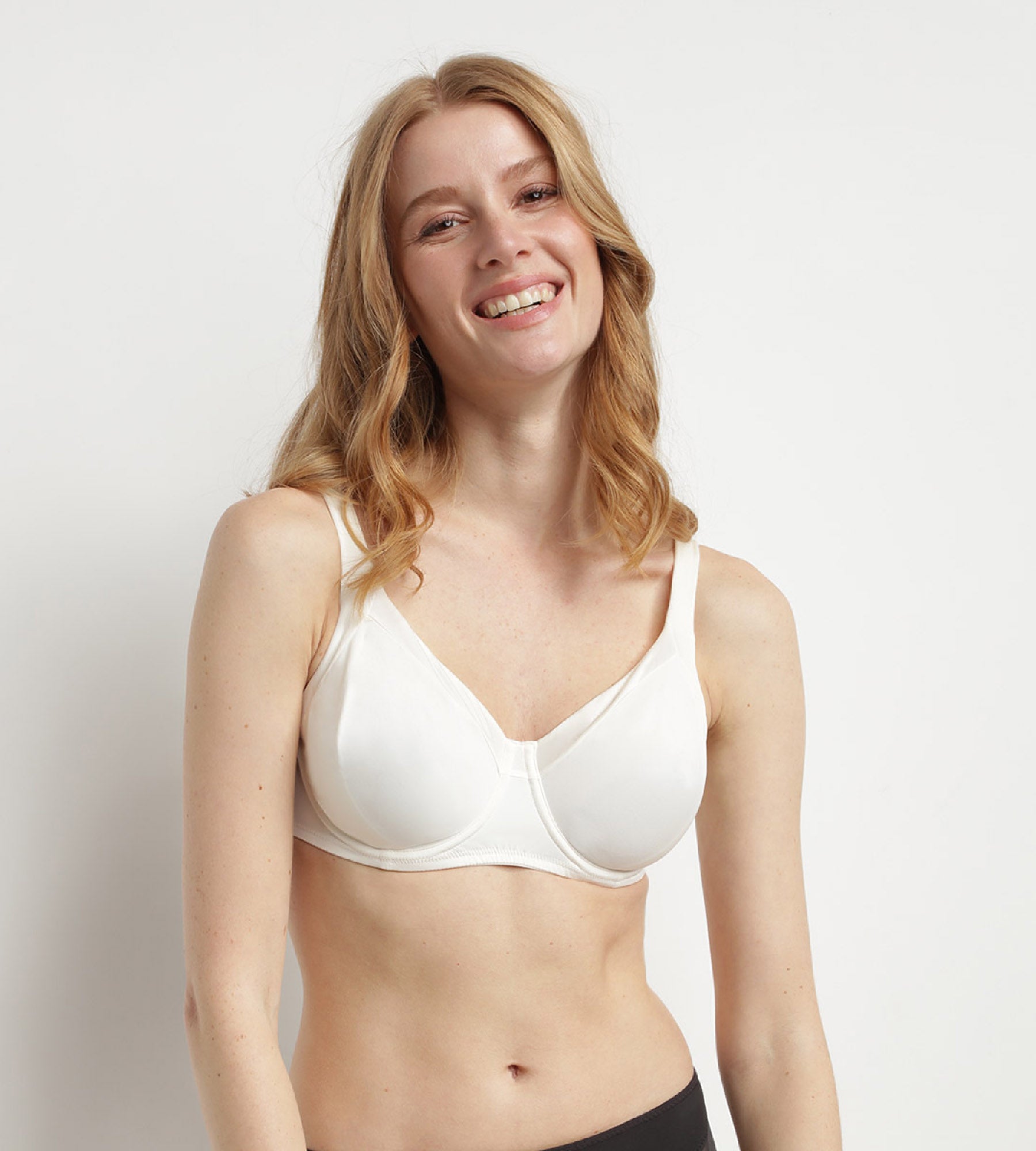 DIM Reggiseno push-up con ferretto in madreperla Generous Invisible Dim