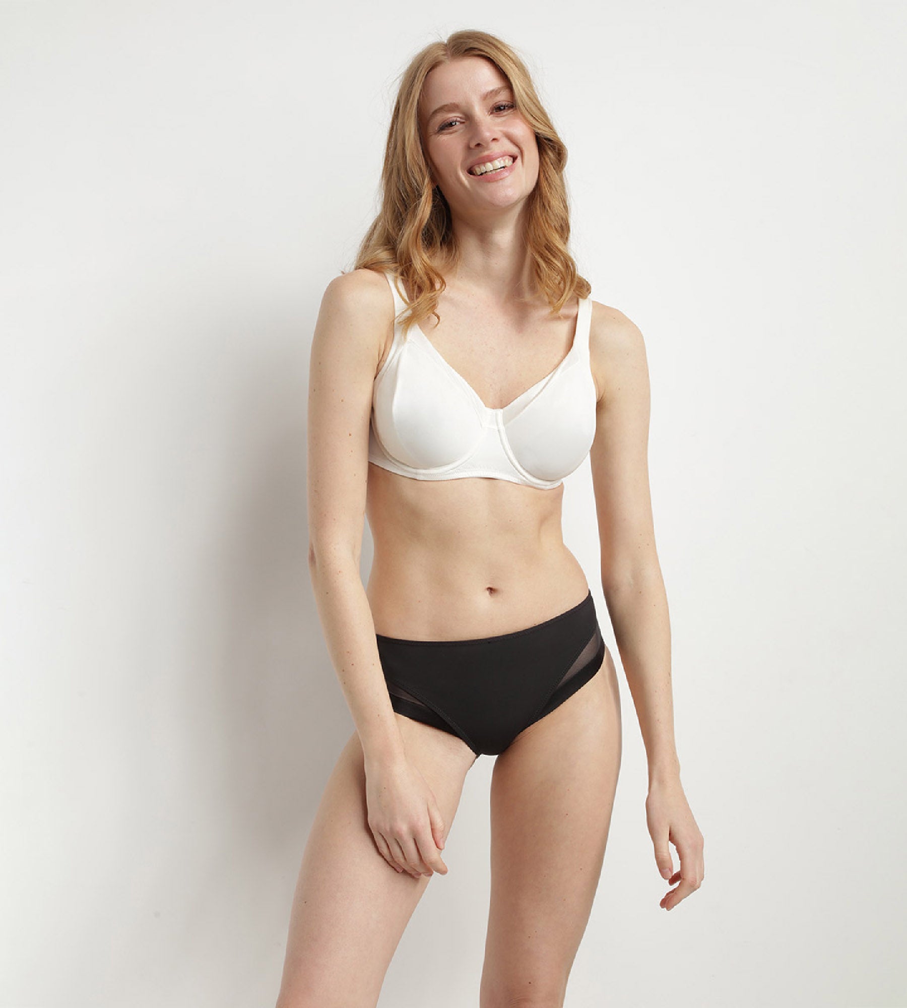 DIM Reggiseno push-up con ferretto in madreperla Generous Invisible Dim