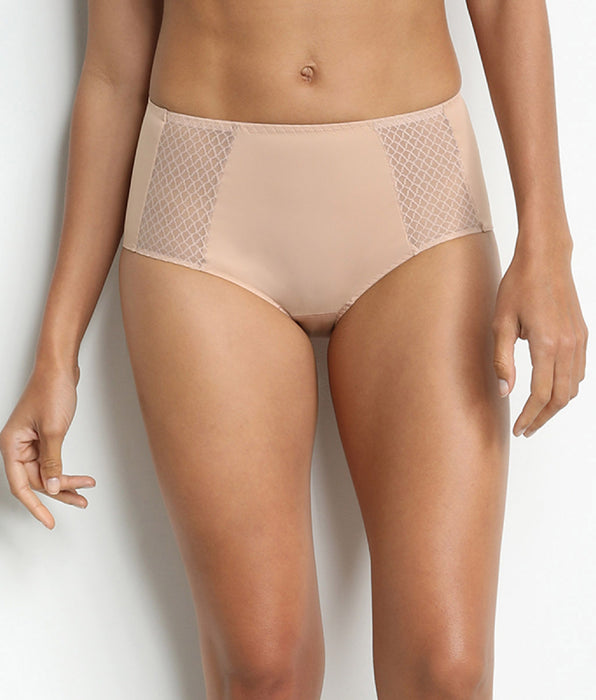 DIM Slip a vita alta a pancia piatta color carne Dim Silhouette Essential
