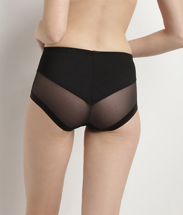 DIM Slip a vita alta invisibile nero in edizione limitata Generous by Dim