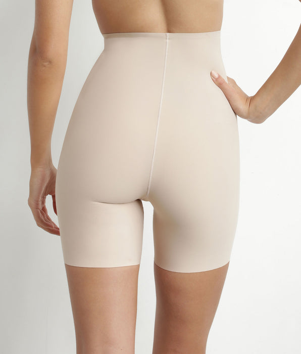 DIM Panty modellante da donna in microfibra senza cuciture Nude Dim Silhouette Invisible