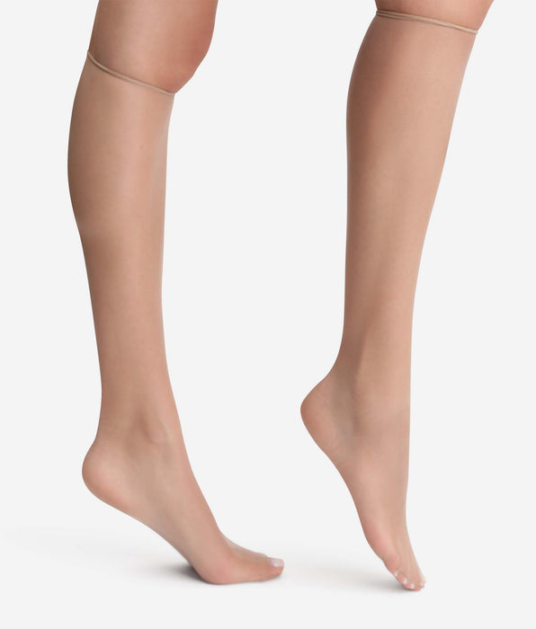 DIM Teint de Soleil gambaletti chiari, effetto abbronzatura naturale 17D